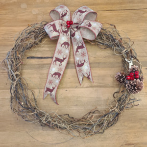 Christmas: Reindeer Ribbon Wreath