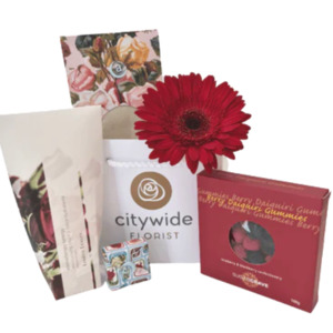 Mothers Day Flowers Giftbaskets Christchurch: Something Special Gift Bag