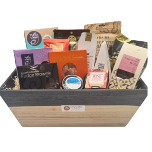 Mothers Day Flowers Giftbaskets Christchurch: Gourmet Basket