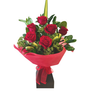 Graduation Flowers And Gifts Christchurch: Water Filled Box Of 6 Roses