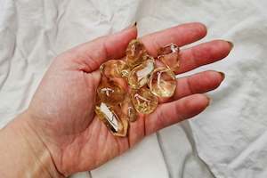 Polished Crystals: Natural Citrine Tumblestones