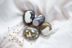 Orca Agate Palmstones