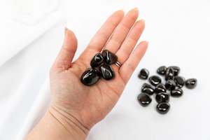 Root Chakra: Jet Tumblestones