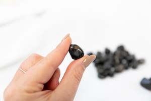 Root Chakra: Black Onyx Tumblestones
