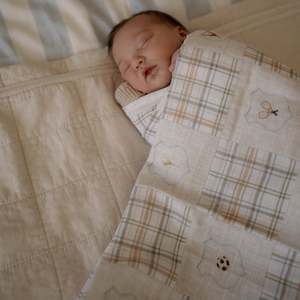 Pop Ya Tot Old Sport Swaddle