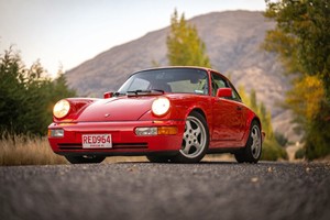 Products: 1989 Porsche 911 (964) Manual C4 - Classic Car Auctions