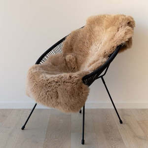 Home Furnishing: Sheepskin Rug: 1.5