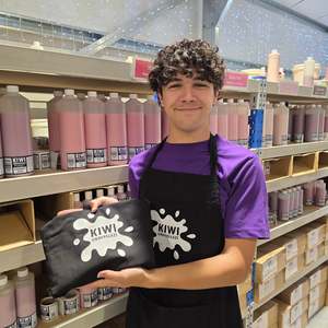 Kiwi Underglaze: Kiwi Underglaze Apron