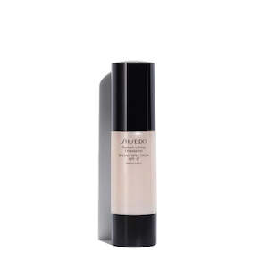 Products: Shiseido Radiant Lifting Foundation I60 15 ml size