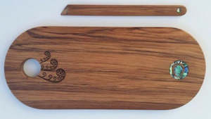 Tablemat: Oval Cheese Board with Knife