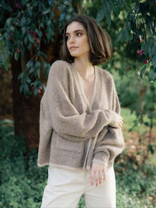 Romi Cardi in Hazelnut/Cream