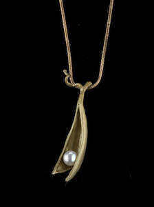 Michael Michaud Pea Pod Pendant - 1 Pearl