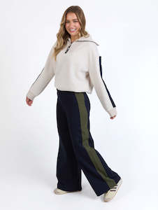 Juno Pant in Navy