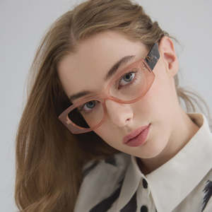 Priscilla Reading Glasses in Pink