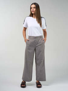 Bottoms: Signal Pant in Chocolate