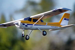 R C Vehicles: FMS 1220mm Ranger RTF