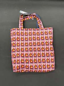 Peekaboo: Denim reversible bag