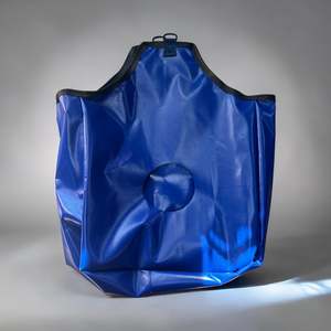 Feeding: Hay bags -TOUGH AZ-
