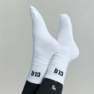 Accessories: CLQ Tube socks - White