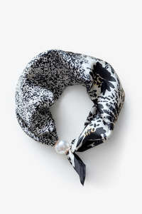 Pearl Fasten Neck Tie | Inked Garden