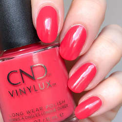 Sexy Reds: CND VINYLUX - Offbeat #278