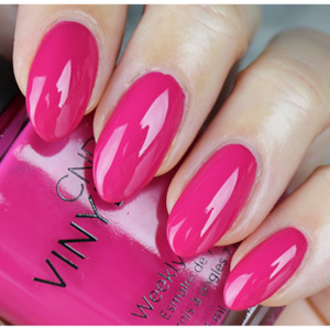 Creative Play Polish: CND VINYLUX - Pink Leggings #237
