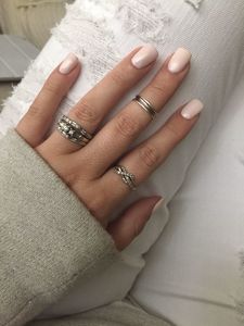 Neutrals: CND™ VINYLUX - Naked Naivete #195