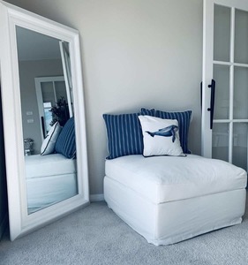 Products: White Hamptons leaner Or wall Mirror - Coastal At Home