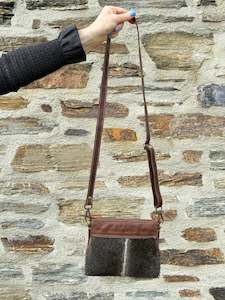 Handbag: On The Go Shoulder Bag - Dark Taupe Brindle