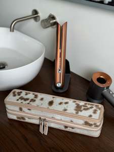 Hair Straightener: Soft Caramel + White Hair Straightener Case