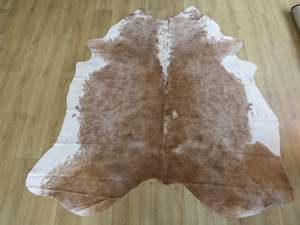 Cowhide Rugs: Large Cowhide - Frosted Chestnut + White - SKU 9801