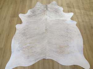 Cowhide Medium SKU 776  - Cream Brindle