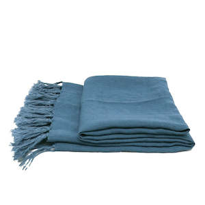 Homeware: 100% Linen Throw - Blue