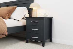 Chicago: Chicago 3 Drawer Bedside Table