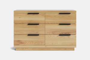 Mckenzie: McKenzie 6 Drawer Lowboy - Ash