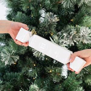 All Christmas Collection: Gin & Tonic Christmas Crackers