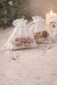 Products: Floral Detox Bath Bags
