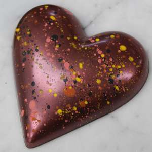 Valentines: Valentine's Pistachio Crisp Heart
