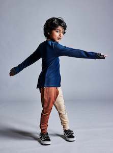 Little Flock Of Horrors: WYATT LONGSLEEVE TEE - Gibraltar