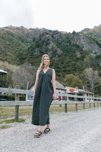Margot dress - midnight