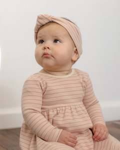 Quincy Mae: Ribbed Long Sleeve Dress Dusty Rose Microstripe