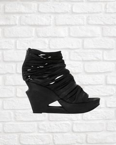 LD Tuttle Collectibles Revamped: LD Tuttle Cut Out Wedge Sandals