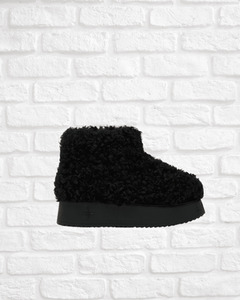 Products: SMFK Compass Woolly Boots