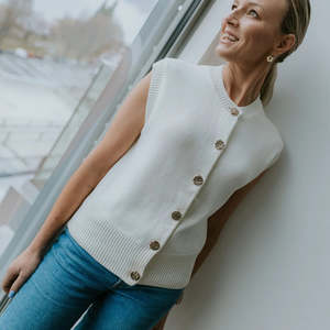 Moke: Chloe Women’s Knit Vest - Pearl