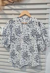 Vacation Top - Petal Shadow