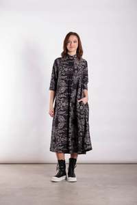 Deeanne Hobbs: Gelato Dress - Carved Navy