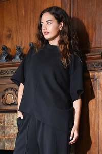 Curate: Lounge Effect Top - Black