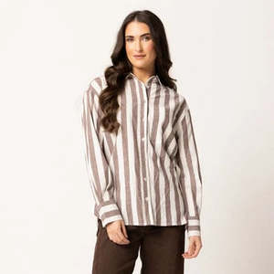 Shirts: Essential Shirt - Brunette