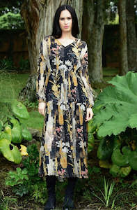 Curate: Artful Elegance Dress - Black/Gold