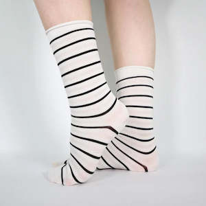 Minx: Linear Luxe - White/Black